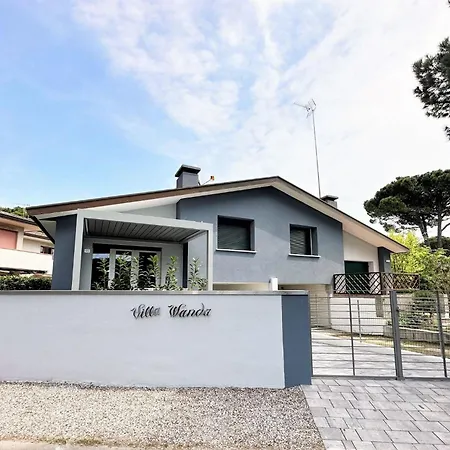 Quiet With Private Garden And Bbq