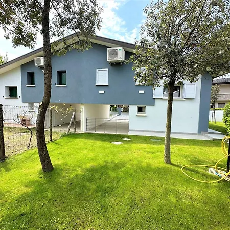 Quiet With Private Garden And Bbq Villa *