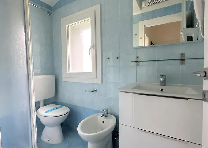 Quiet With Private Garden&bbq Villa